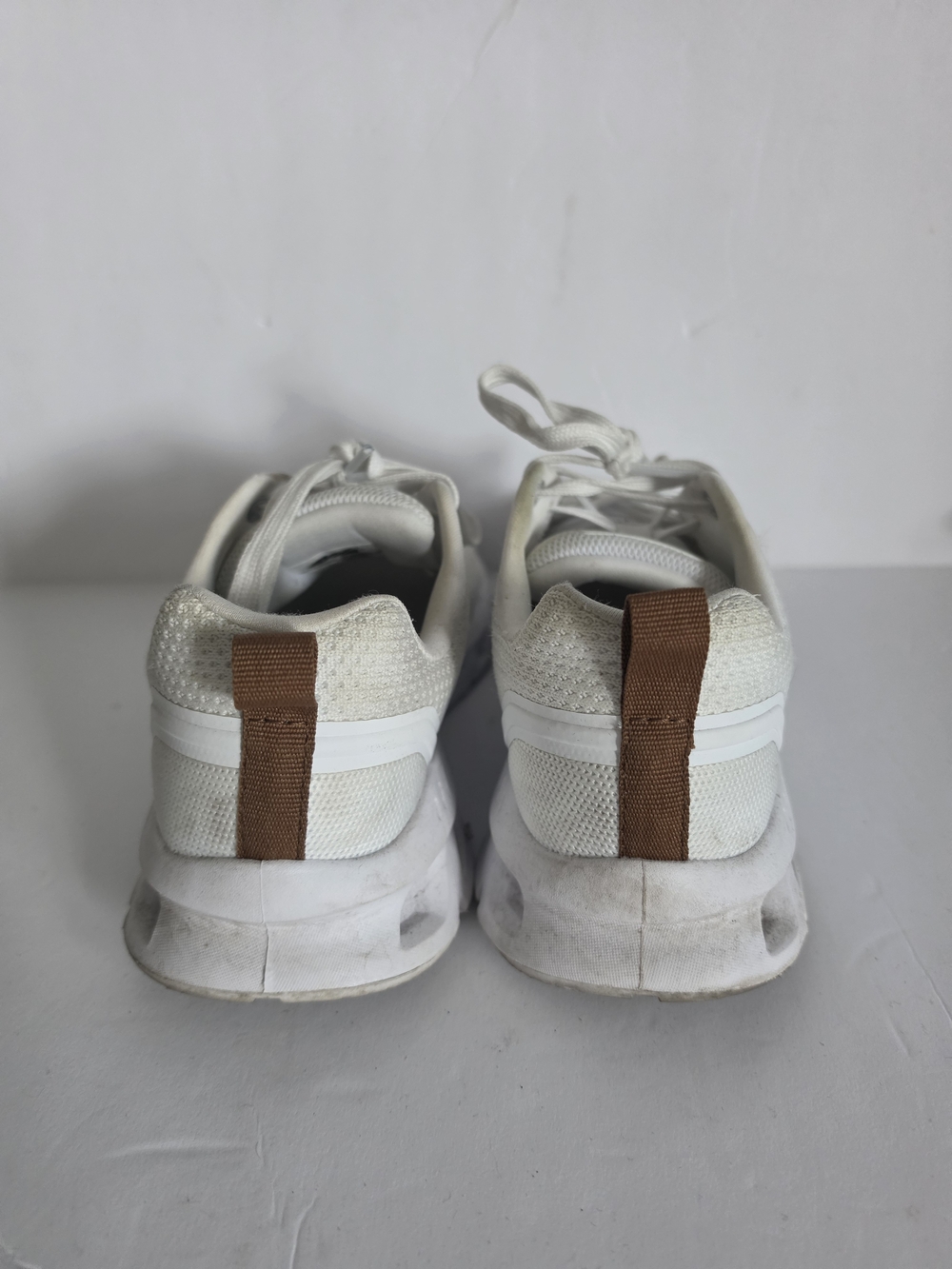 Avia White Athletic Cushion Running Shoes - Women's Size 6.5 - Picture 3 of 8